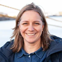 Portraitfoto von Andrea Bayerlein